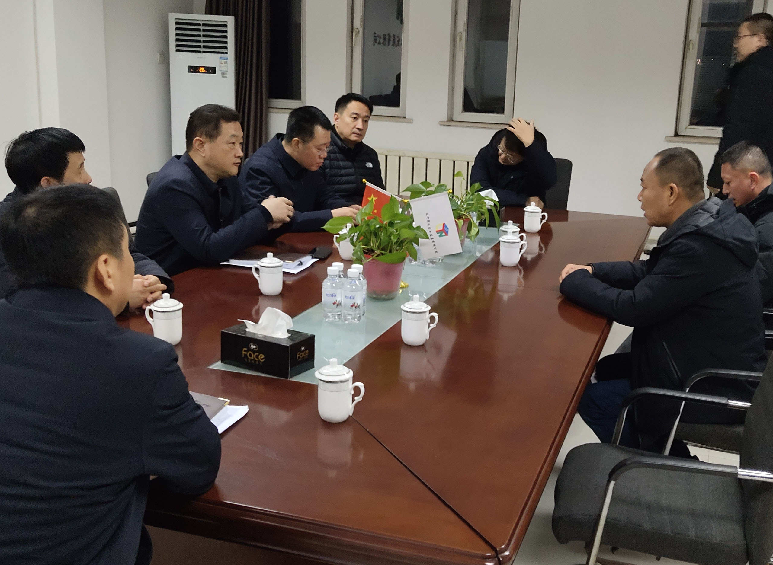 Secretary of the Municipal Party Committee visited the company for pre festival research